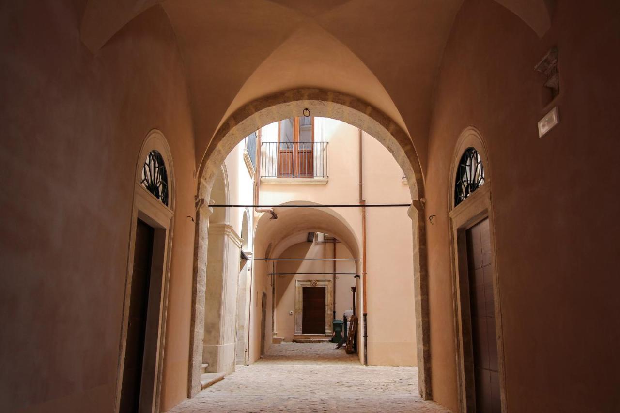 Nel Cuore Dell'Aquila Bnb LʼAquila Exterior foto